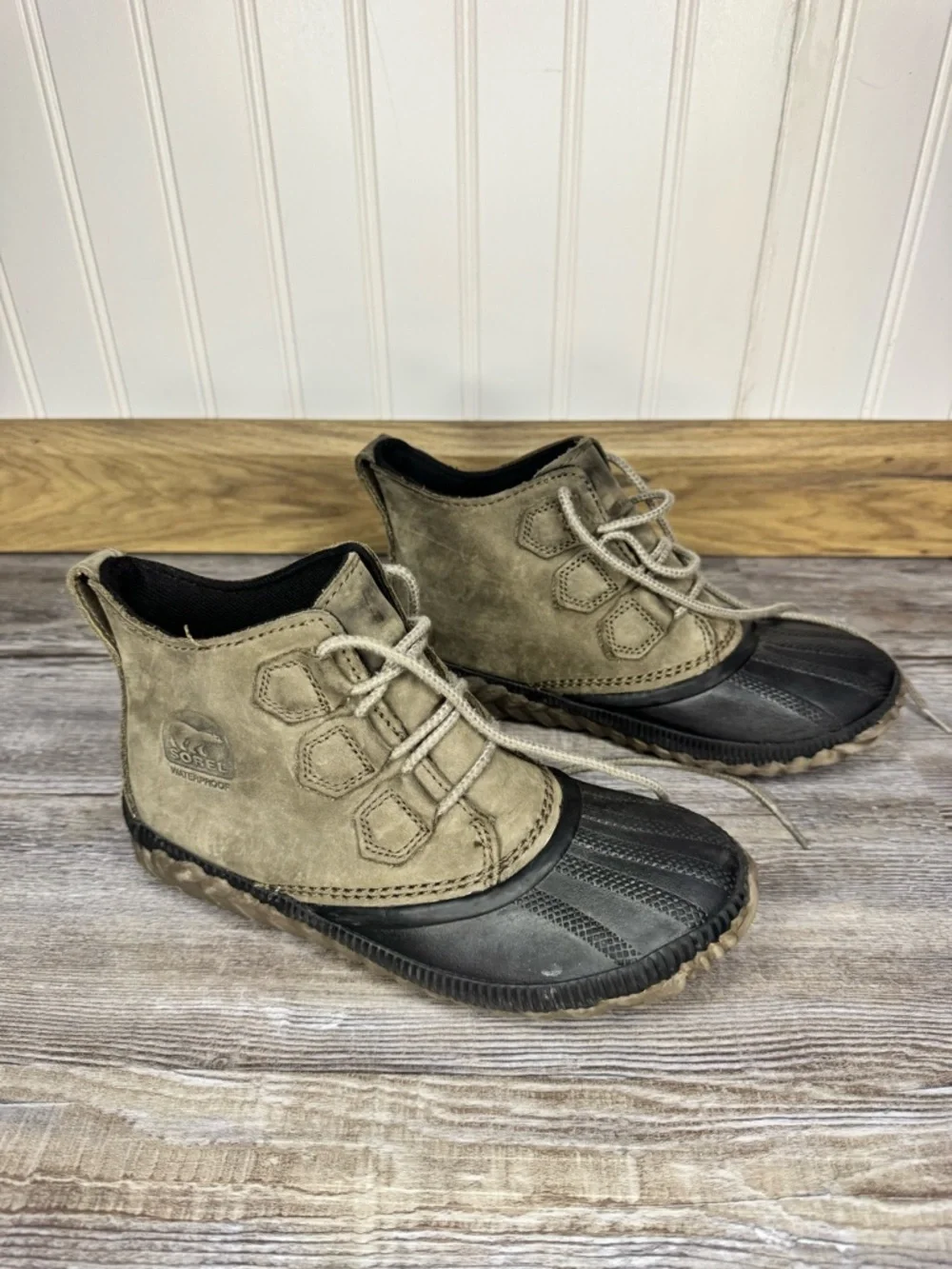 Sorel womens out